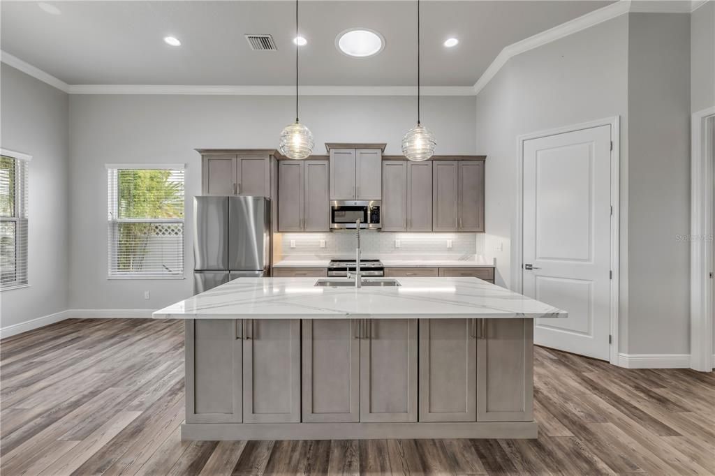 待售: $669,000 (3 贝兹, 2 浴室, 1926 平方英尺)