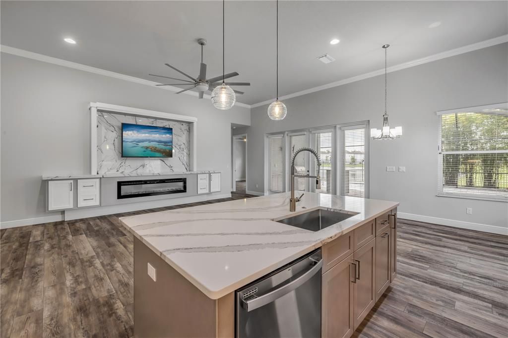 待售: $669,000 (3 贝兹, 2 浴室, 1926 平方英尺)