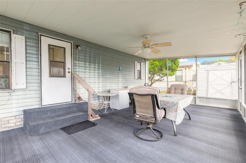 Activo con contrato: $325,000 (3 camas, 2 baños, 1500 Pies cuadrados)