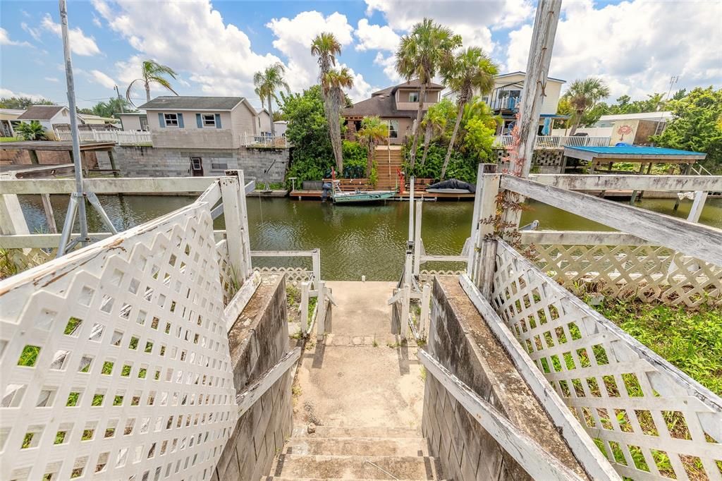 Activo con contrato: $325,000 (3 camas, 2 baños, 1500 Pies cuadrados)