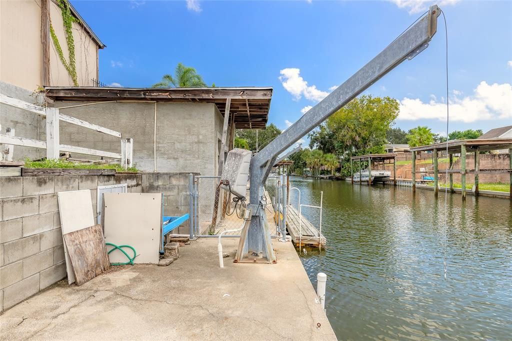 Activo con contrato: $325,000 (3 camas, 2 baños, 1500 Pies cuadrados)