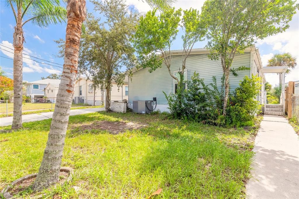 Activo con contrato: $325,000 (3 camas, 2 baños, 1500 Pies cuadrados)