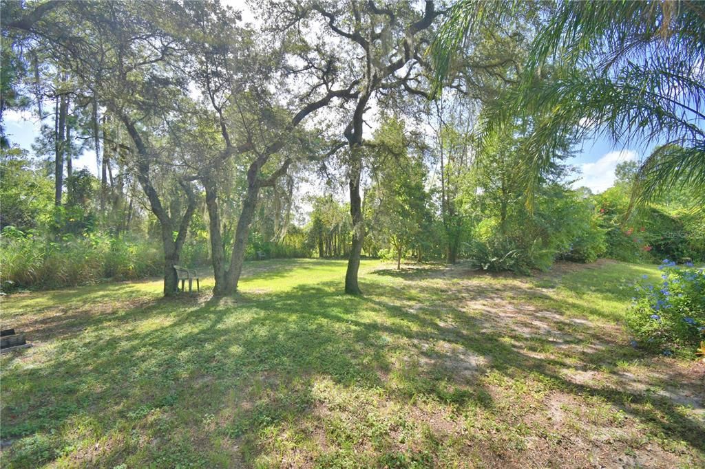 Под контрактом: $199,900 (2 спален, 1 ванн, 624 Квадратных фут)