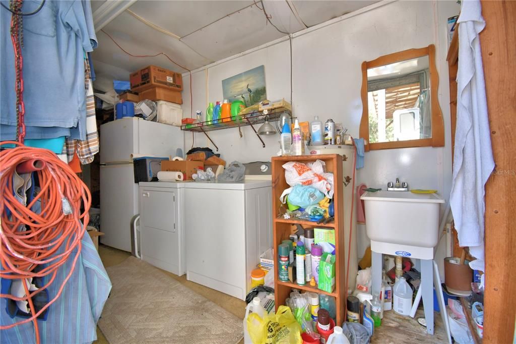 Под контрактом: $199,900 (2 спален, 1 ванн, 624 Квадратных фут)