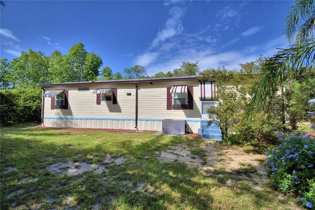 Под контрактом: $199,900 (2 спален, 1 ванн, 624 Квадратных фут)