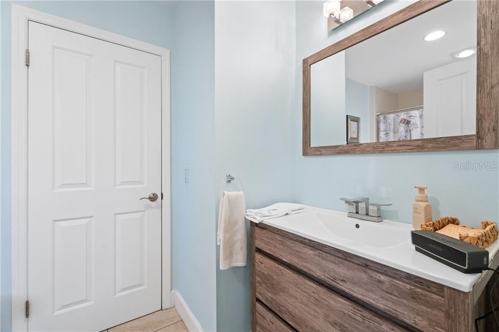 待售: $547,000 (3 贝兹, 3 浴室, 2000 平方英尺)