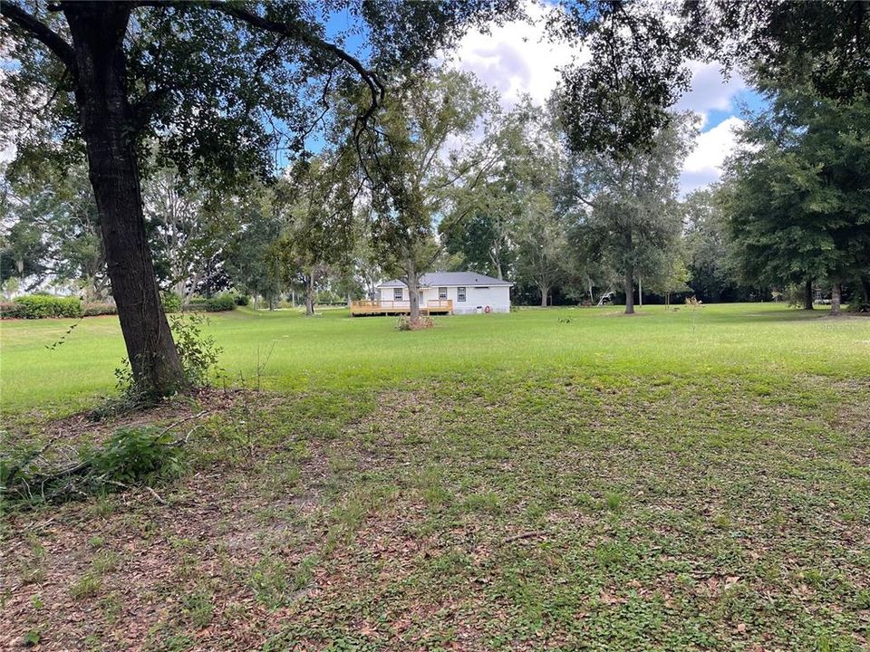 For Rent: $2,600 (4 beds, 2 baths, 1956 Square Feet)