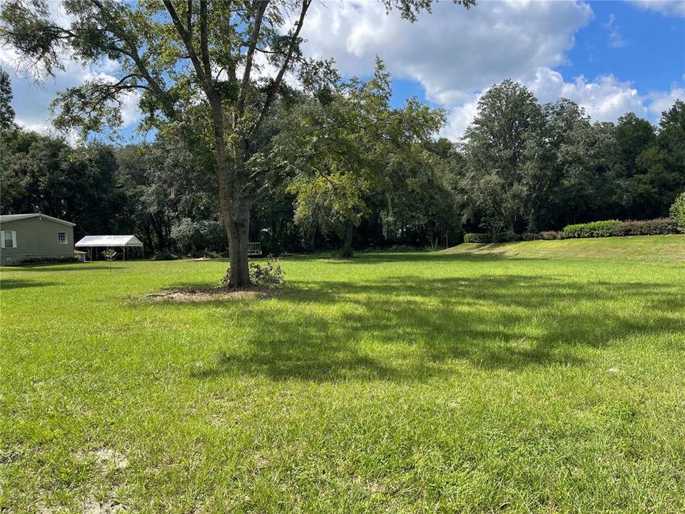 For Rent: $2,600 (4 beds, 2 baths, 1956 Square Feet)