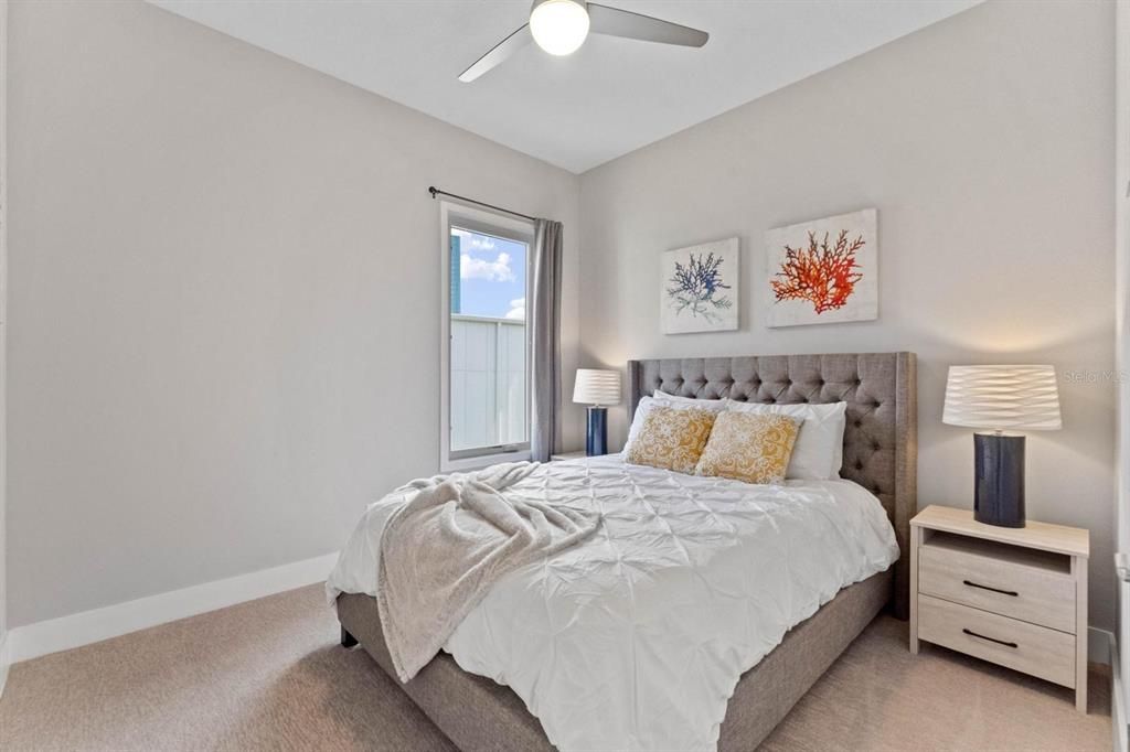 En Venta: $649,000 (5 camas, 4 baños, 2630 Pies cuadrados)