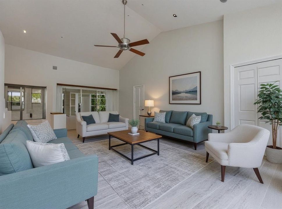 For Sale: $344,500 (3 beds, 2 baths, 2819 Square Feet)