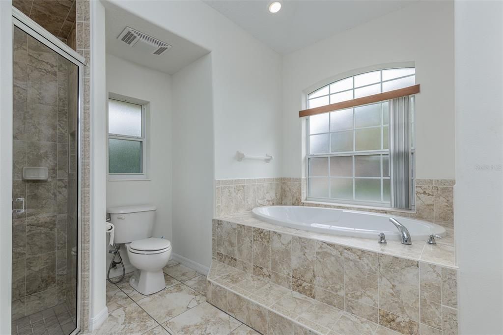 For Sale: $344,500 (3 beds, 2 baths, 2819 Square Feet)