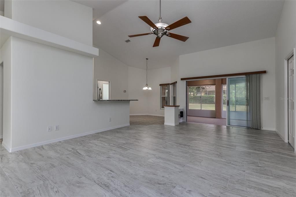 For Sale: $344,500 (3 beds, 2 baths, 2819 Square Feet)