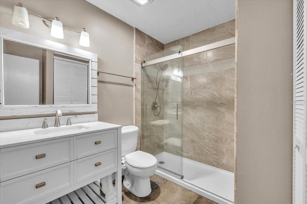 Под контрактом: $224,000 (3 спален, 2 ванн, 1419 Квадратных фут)