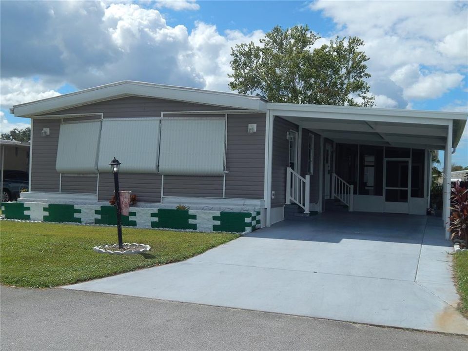 For Sale: $145,000 (2 beds, 2 baths, 1440 Square Feet)