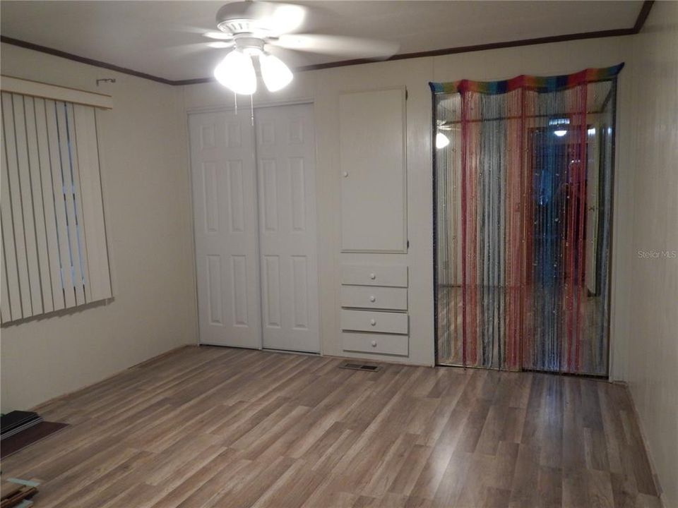 For Sale: $145,000 (2 beds, 2 baths, 1440 Square Feet)