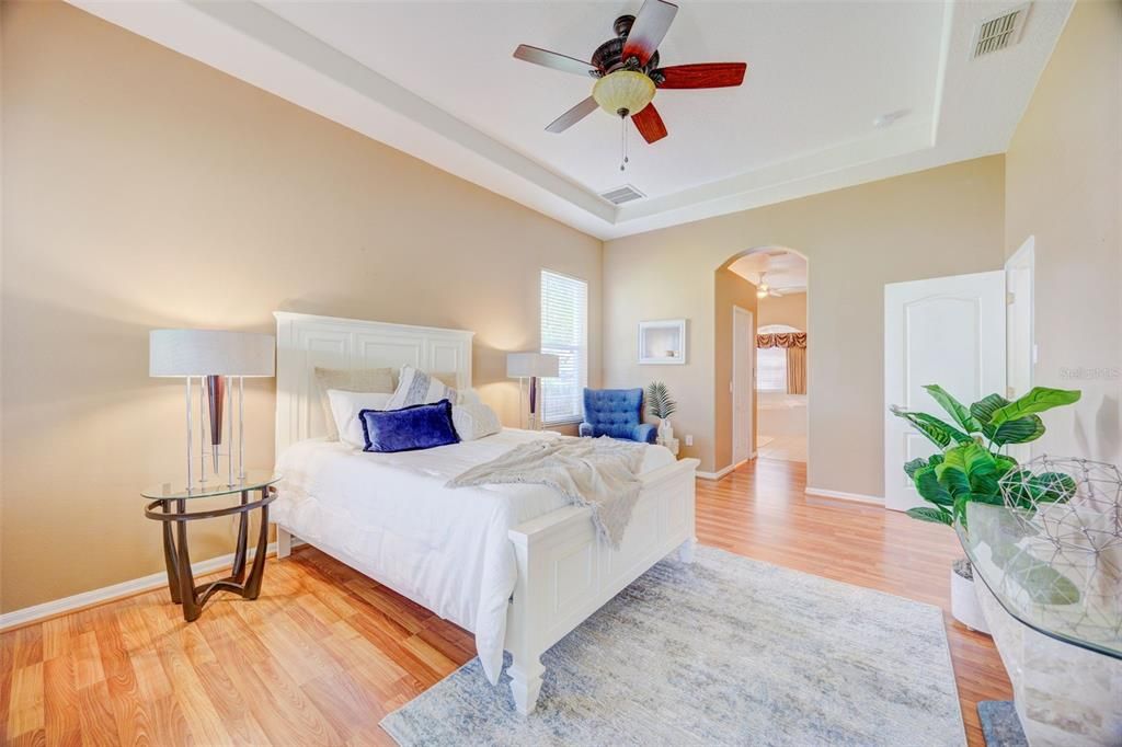 Active With Contract: $469,900 (4 beds, 3 baths, 2297 Square Feet)