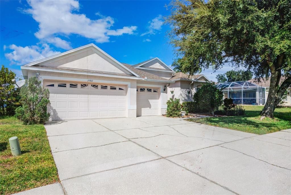Active With Contract: $469,900 (4 beds, 3 baths, 2297 Square Feet)