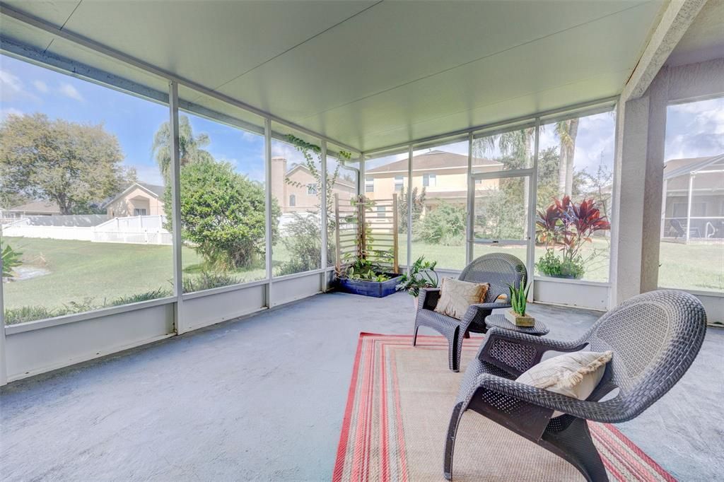 Active With Contract: $469,900 (4 beds, 3 baths, 2297 Square Feet)