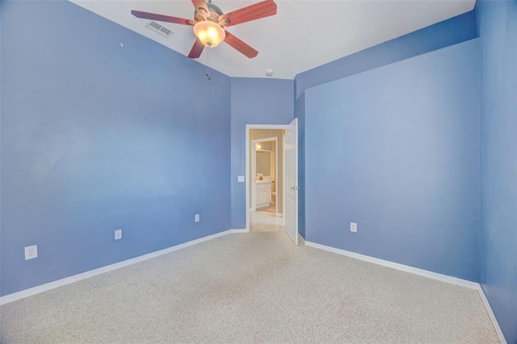 Active With Contract: $469,900 (4 beds, 3 baths, 2297 Square Feet)