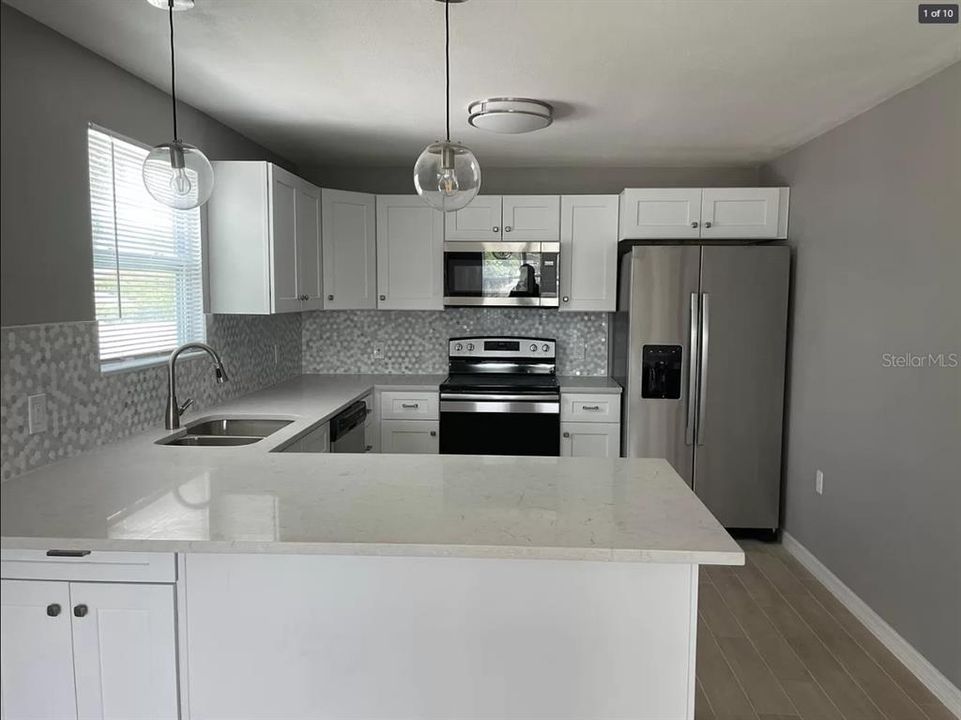 待售: $848,900 (6 贝兹, 0 浴室, 2196 平方英尺)