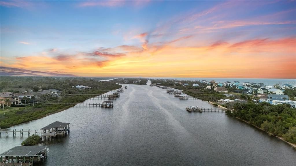 For Sale: $899,000 (5 beds, 2 baths, 3200 Square Feet)