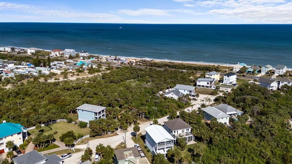 For Sale: $899,000 (5 beds, 2 baths, 3200 Square Feet)