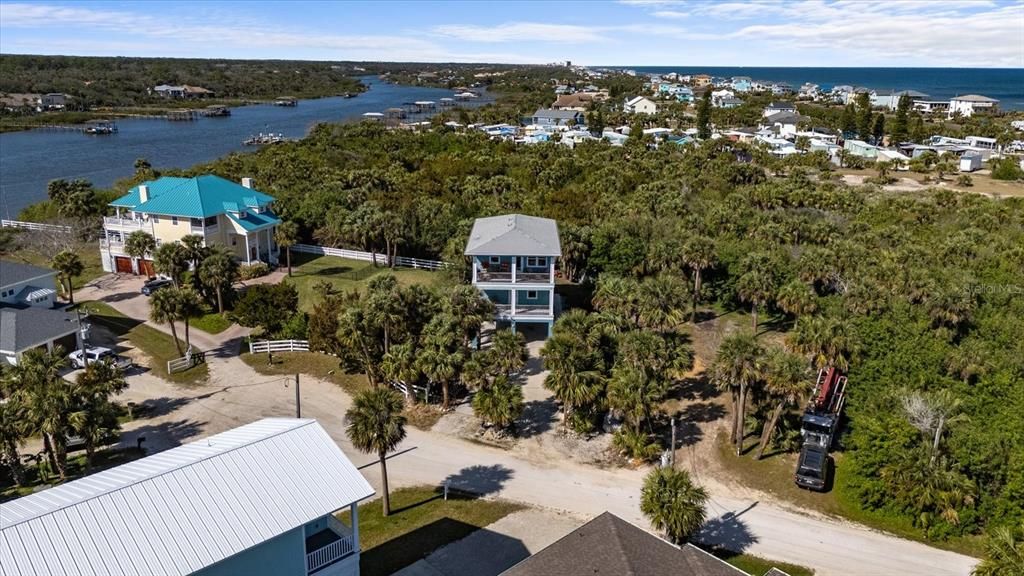 For Sale: $899,000 (5 beds, 2 baths, 3200 Square Feet)