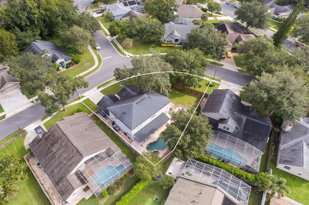 合同活跃: $675,000 (4 贝兹, 3 浴室, 3355 平方英尺)