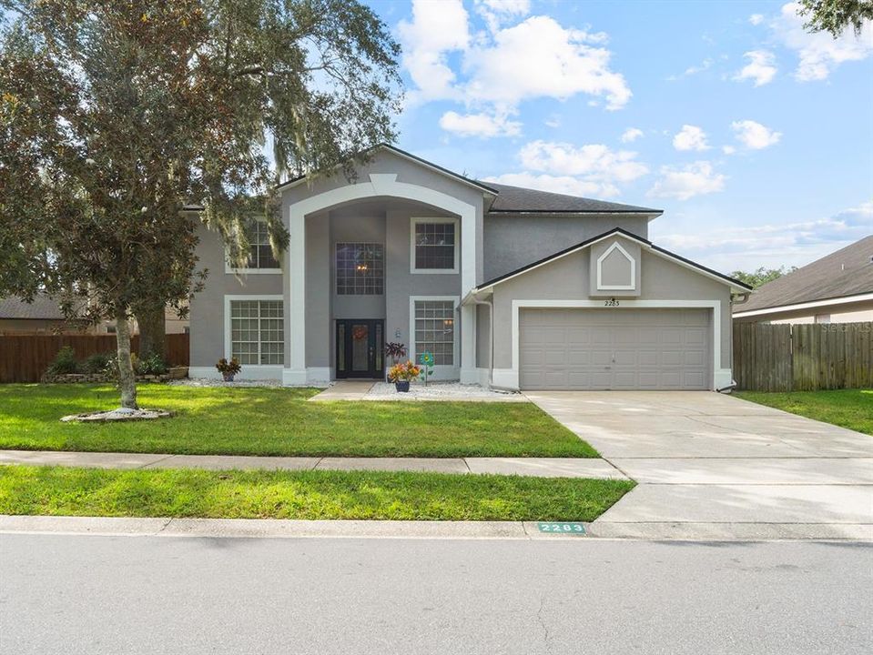 合同活跃: $675,000 (4 贝兹, 3 浴室, 3355 平方英尺)