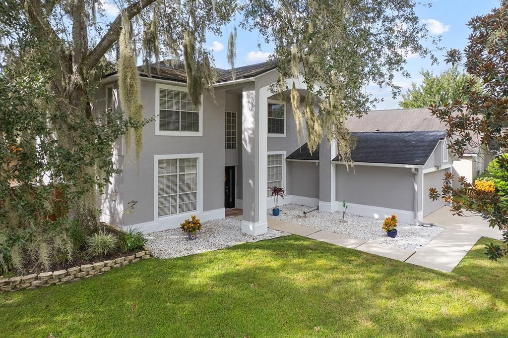 合同活跃: $675,000 (4 贝兹, 3 浴室, 3355 平方英尺)