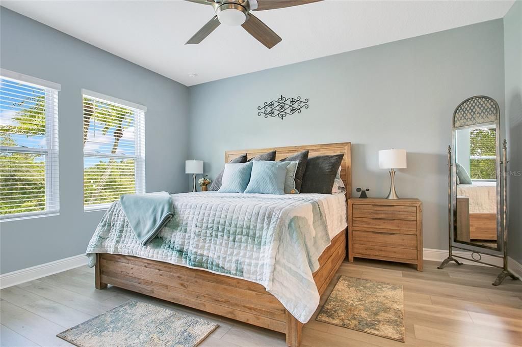 待售: $449,000 (4 贝兹, 2 浴室, 1890 平方英尺)