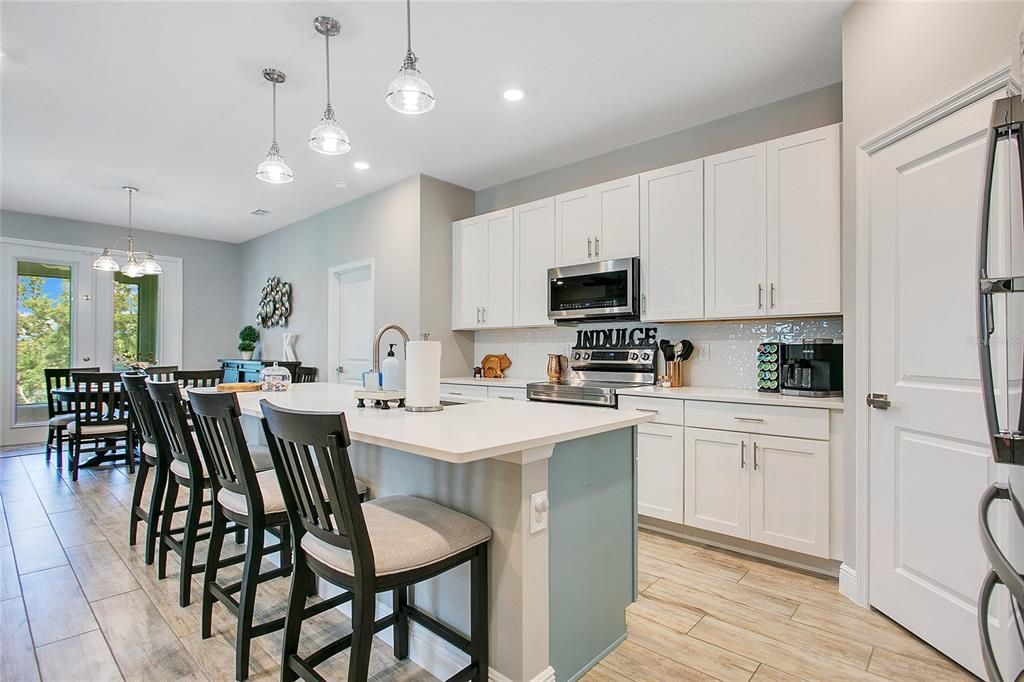 待售: $449,000 (4 贝兹, 2 浴室, 1890 平方英尺)