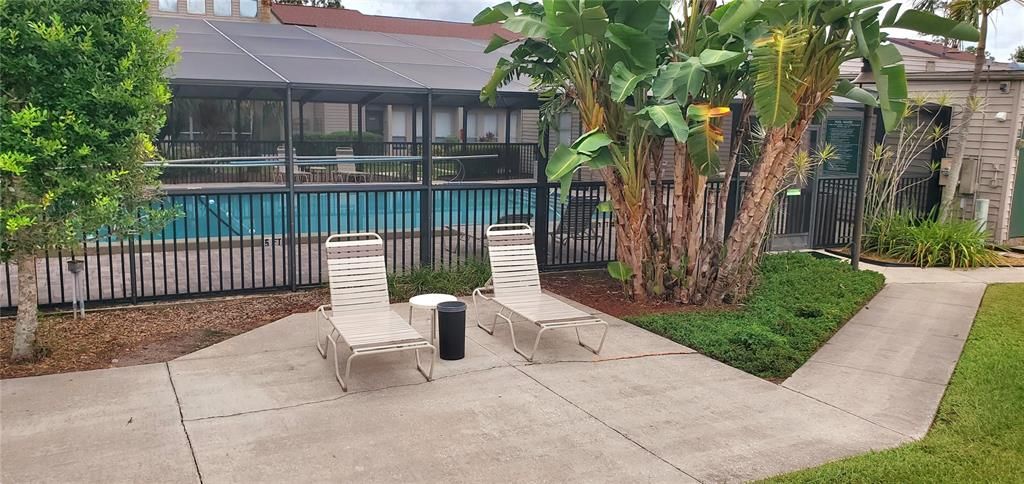 待售: $238,000 (2 贝兹, 2 浴室, 1353 平方英尺)