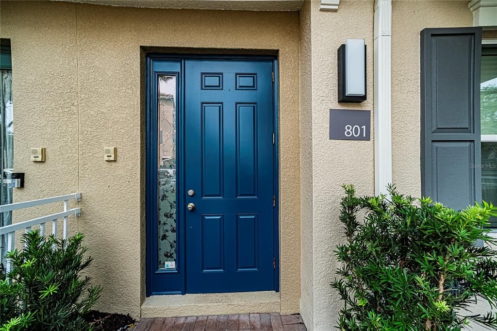 For Sale: $419,900 (3 beds, 3 baths, 1989 Square Feet)