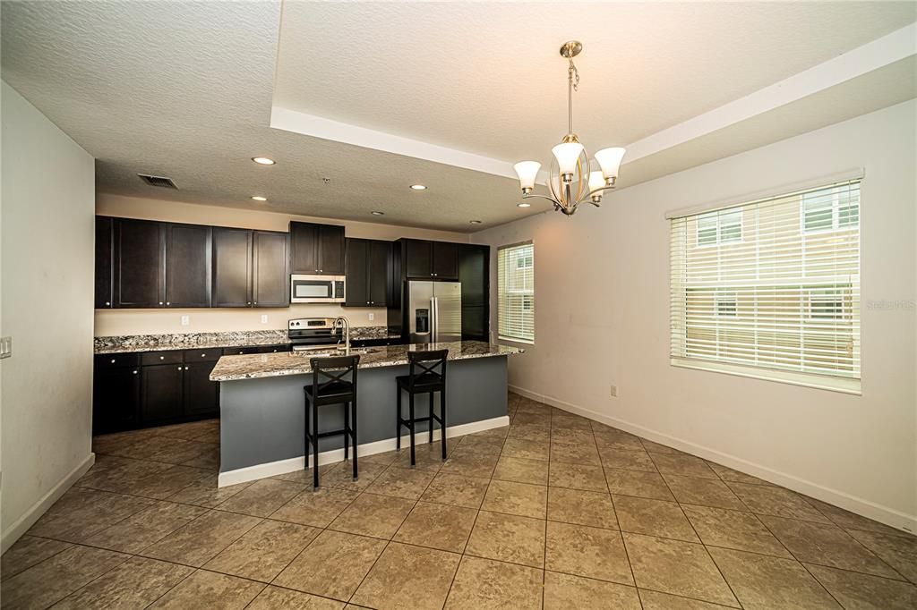 For Sale: $419,900 (3 beds, 3 baths, 1989 Square Feet)