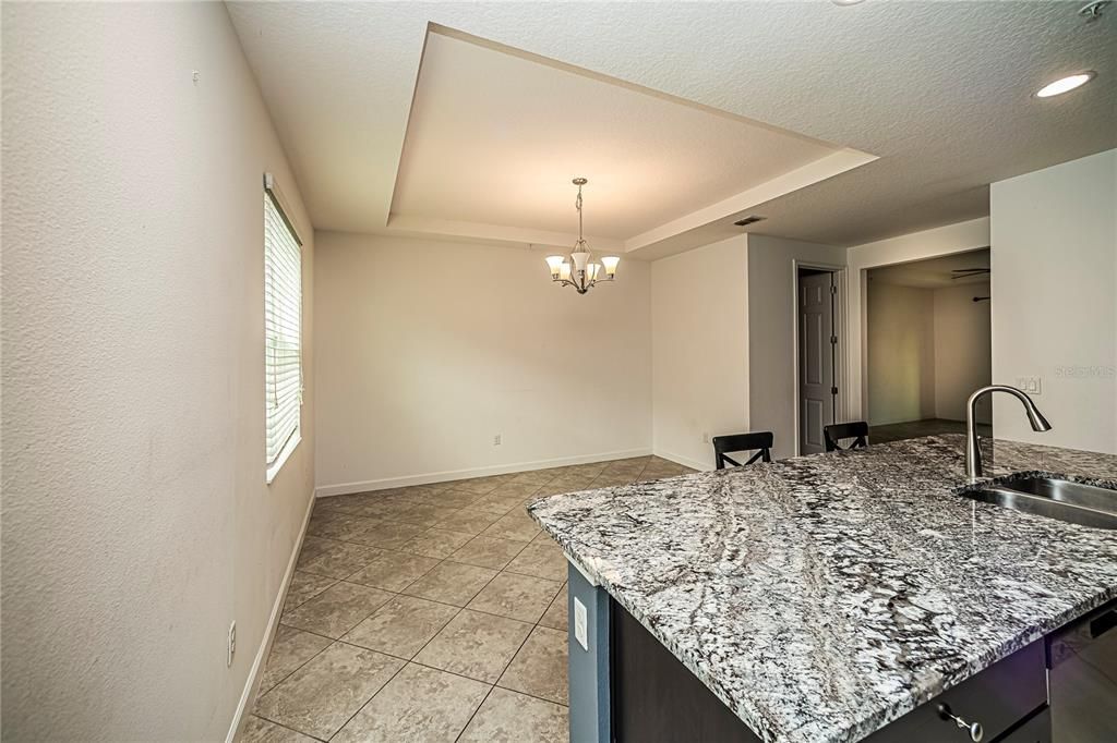 For Sale: $419,900 (3 beds, 3 baths, 1989 Square Feet)