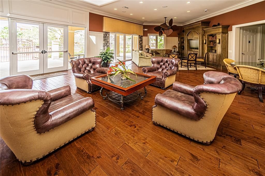 For Sale: $419,900 (3 beds, 3 baths, 1989 Square Feet)