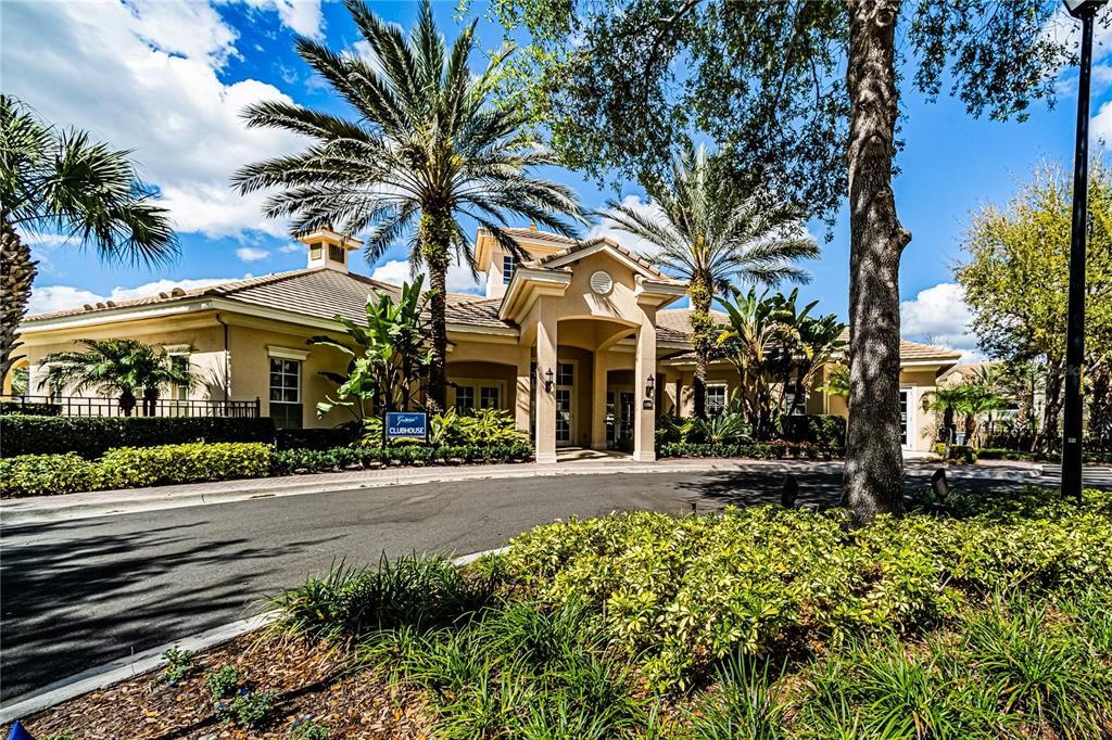 For Sale: $419,900 (3 beds, 3 baths, 1989 Square Feet)