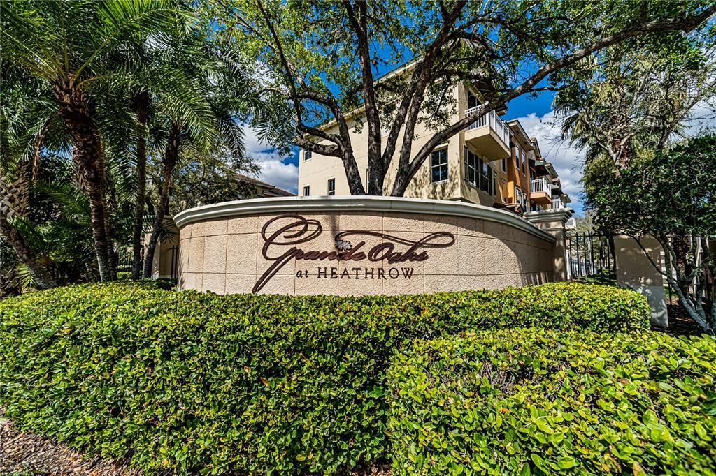 For Sale: $419,900 (3 beds, 3 baths, 1989 Square Feet)