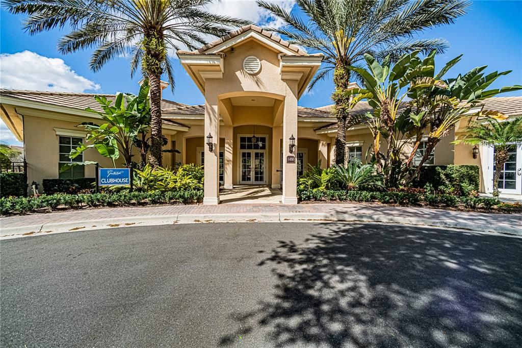 For Sale: $419,900 (3 beds, 3 baths, 1989 Square Feet)