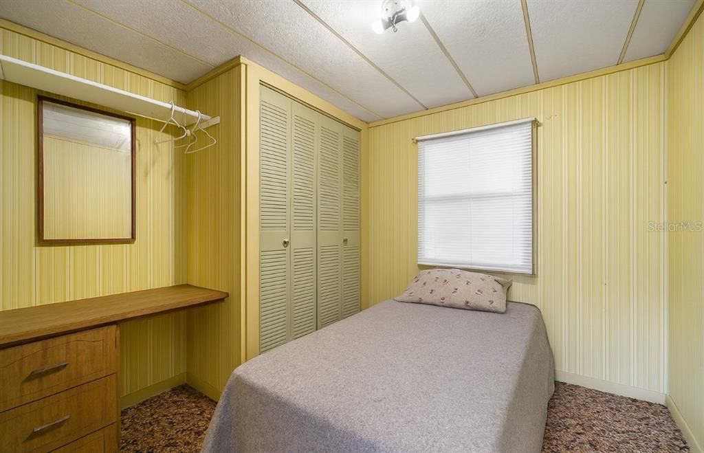 待售: $100,000 (2 贝兹, 1 浴室, 720 平方英尺)