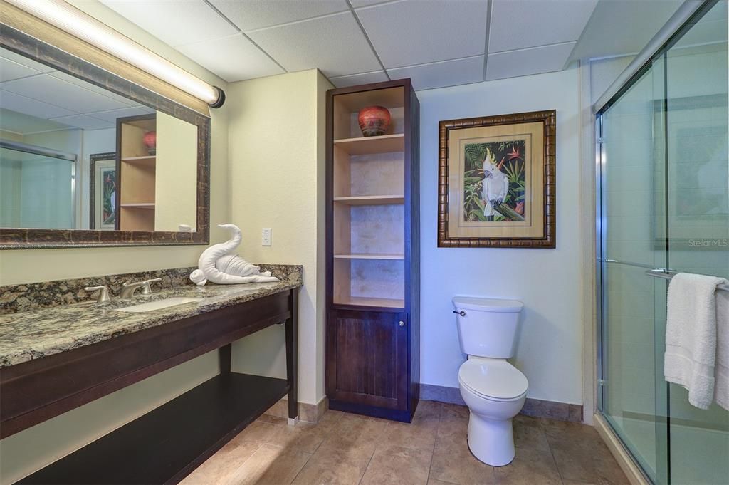 For Sale: $769,000 (2 beds, 2 baths, 1110 Square Feet)