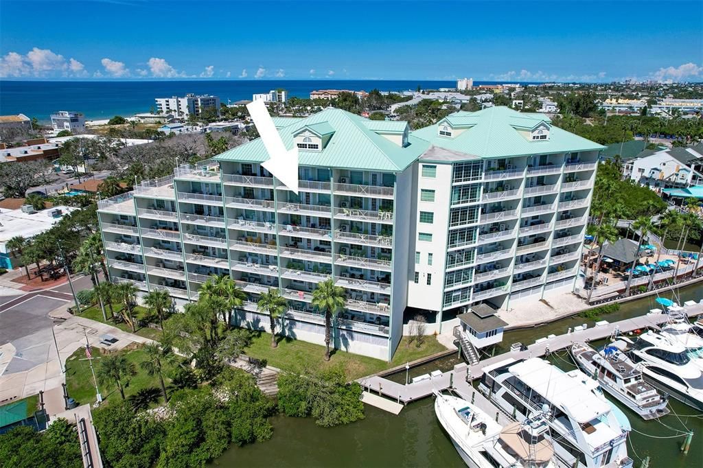 For Sale: $769,000 (2 beds, 2 baths, 1110 Square Feet)