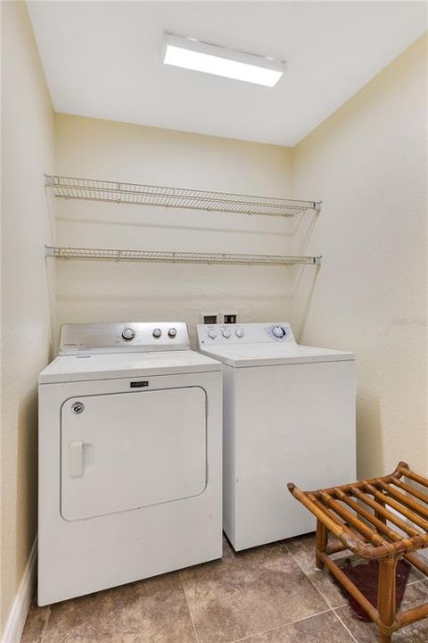 For Sale: $1,145,000 (4 beds, 2 baths, 2498 Square Feet)