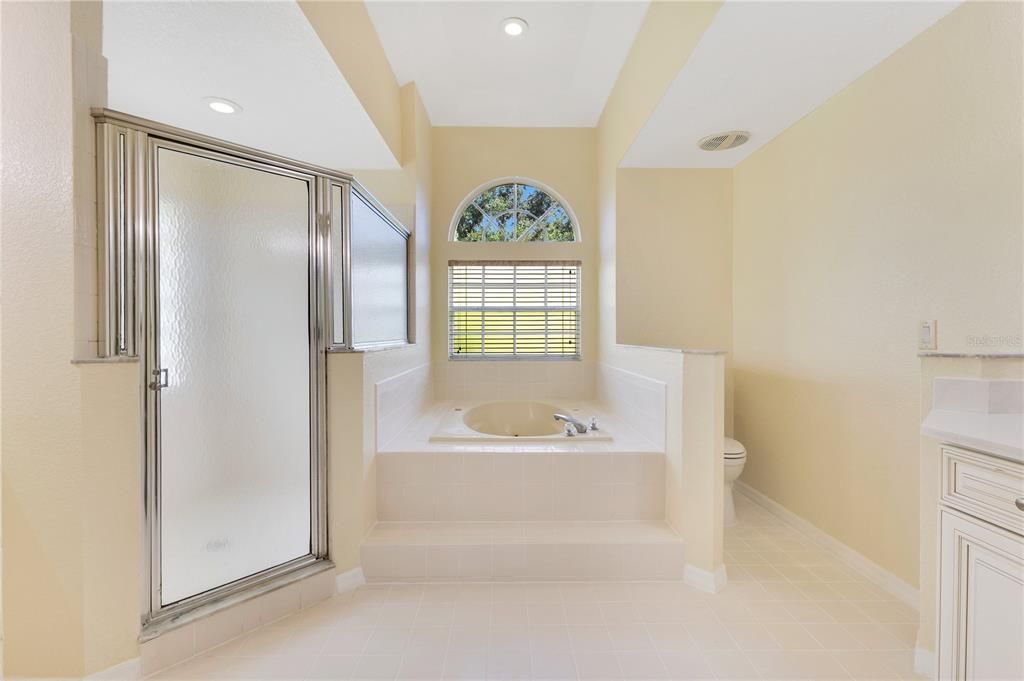 For Sale: $1,145,000 (4 beds, 2 baths, 2498 Square Feet)