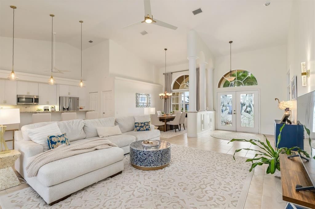 For Sale: $875,000 (3 beds, 2 baths, 2741 Square Feet)