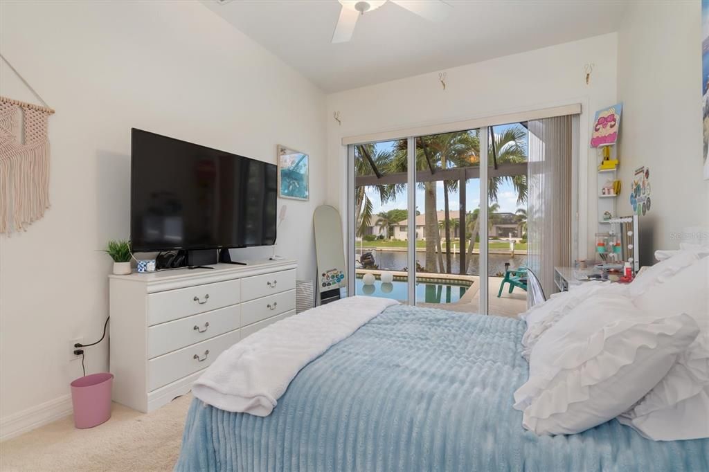 For Sale: $875,000 (3 beds, 2 baths, 2741 Square Feet)