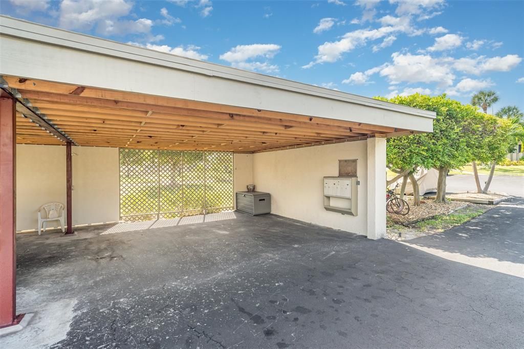 For Sale: $675,000 (2 beds, 2 baths, 1114 Square Feet)