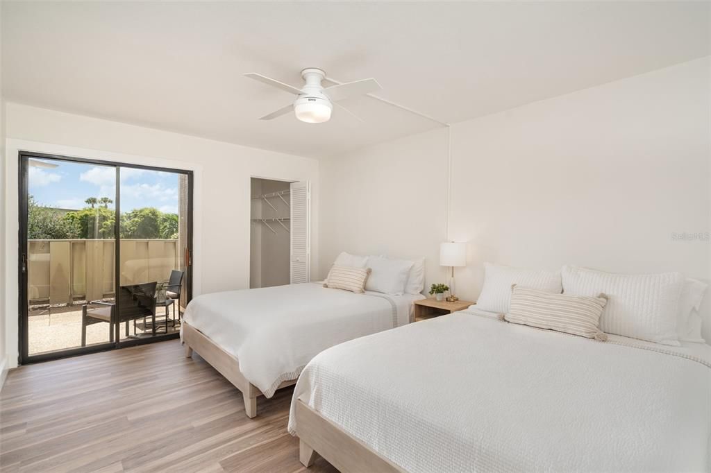 For Sale: $675,000 (2 beds, 2 baths, 1114 Square Feet)