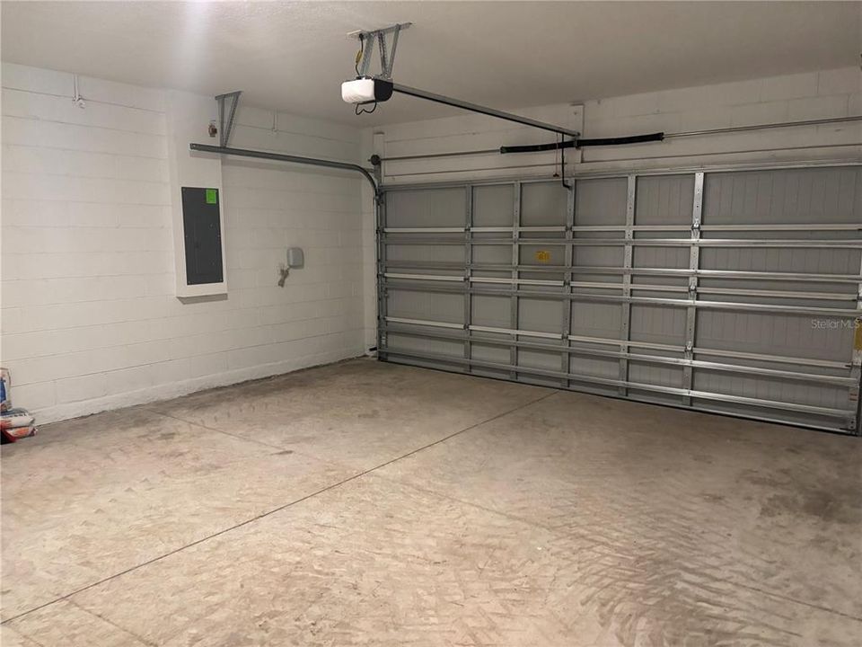 For Sale: $339,900 (3 beds, 2 baths, 1363 Square Feet)